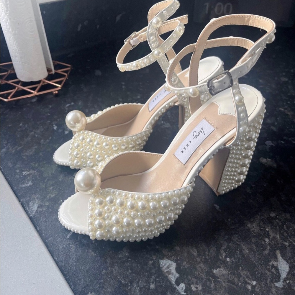 All-Over Pearl Embellishment Chunky Wedding Sandals I Block-heel I Open-toe